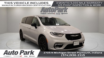 2024 Chrysler Pacifica Touring L Van Passenger Van