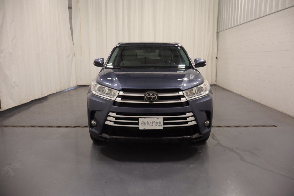 Used 2018 Toyota Highlander XLE V6 SUV