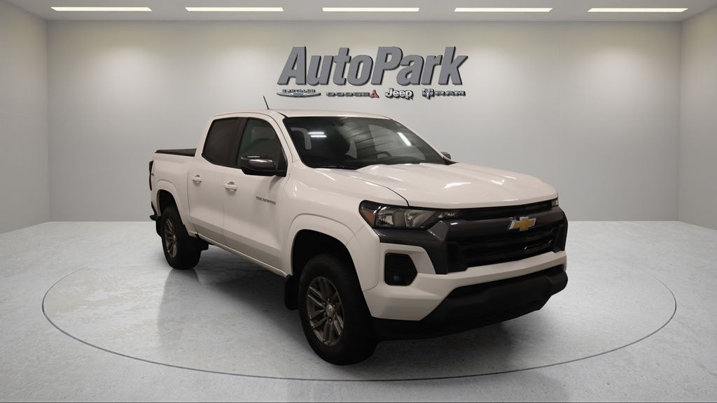 Used 2023 Chevrolet Colorado LT Truck Crew Cab