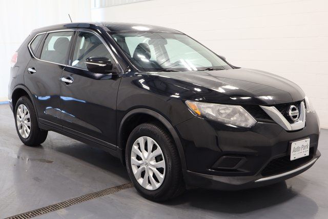 Used 2015 Nissan Rogue S with VIN KNMAT2MV9FP589188 for sale in Plymouth, IN