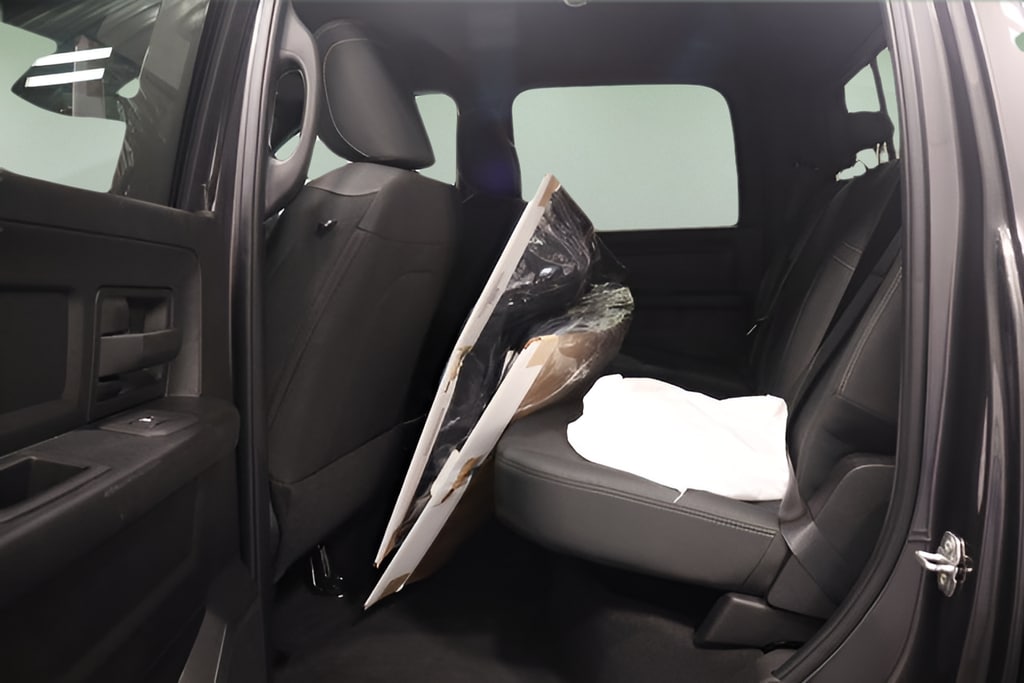 2026 RAM 3500 Tradesman - Photo 12