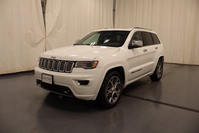 2020 Jeep Grand Cherokee Overland photo 3
