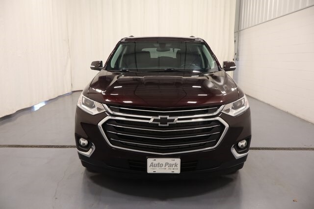 2021 Chevrolet Traverse Cloth 1LT photo 2