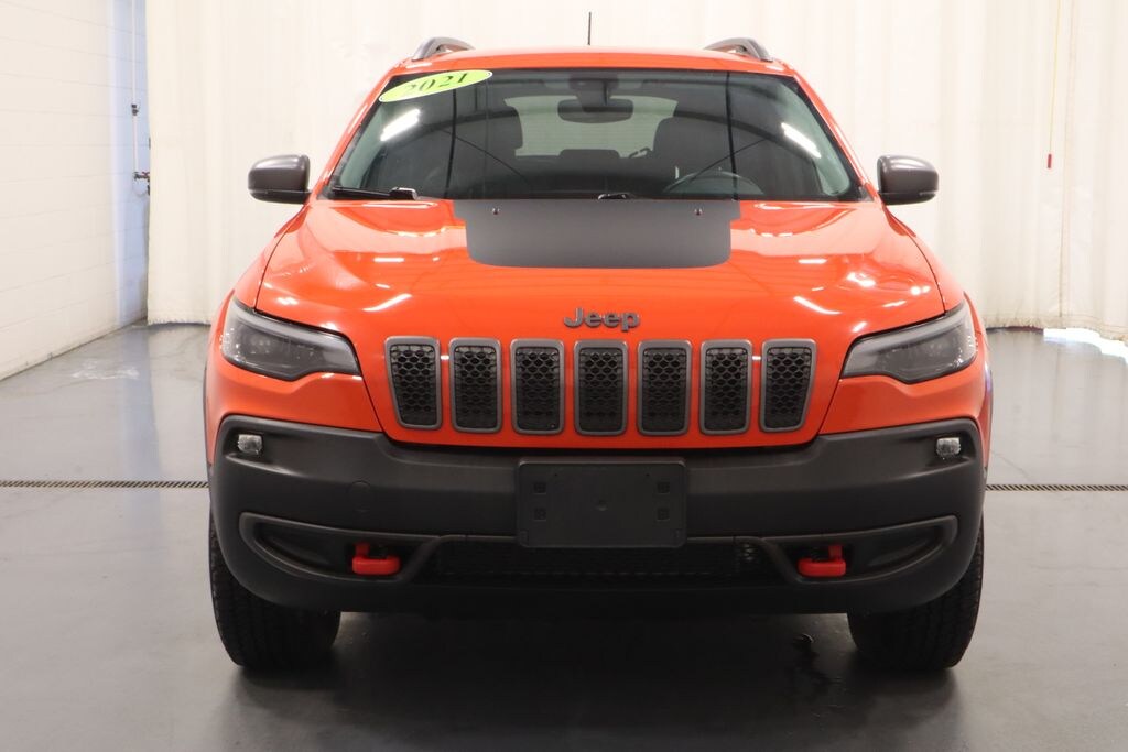 Used 2021 Jeep Cherokee Trailhawk SUV