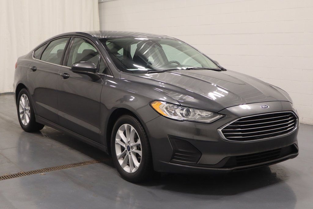Used 2020 Ford Fusion SE Sedan