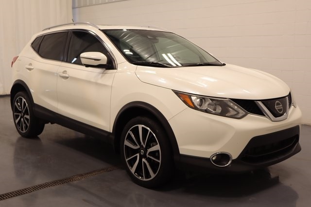 Used 2018 Nissan Rogue Sport SL with VIN JN1BJ1CP2JW187991 for sale in Plymouth, IN