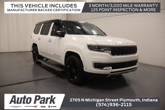 2022 Jeep Wagoneer Series III's photo