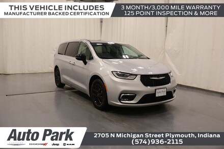 2024 Chrysler Pacifica Touring L Van Passenger Van