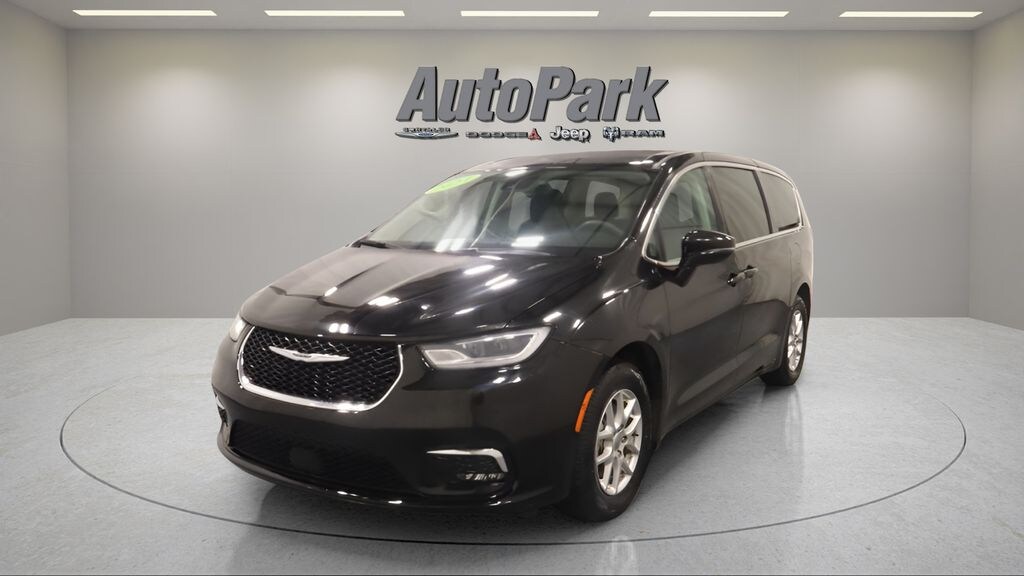 Certified 2024 Chrysler Pacifica Touring L Van Passenger Van