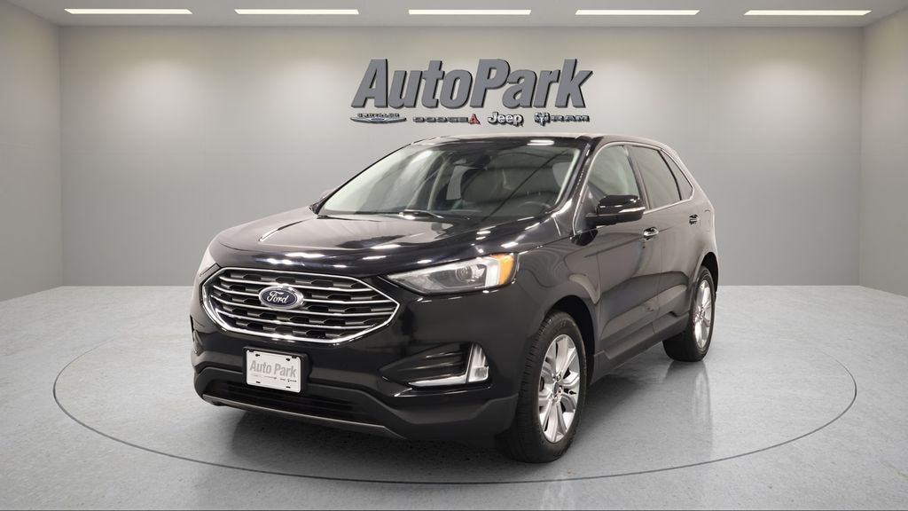 Certified 2022 Ford Edge Titanium SUV