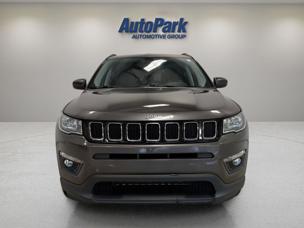 Used 2018 Jeep Compass Latitude with VIN 3C4NJDBB9JT258790 for sale in Plymouth, IN
