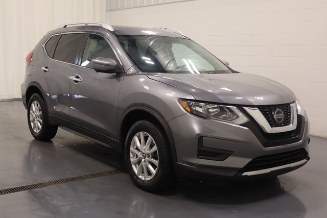 Certified 2018 Nissan Rogue SV with VIN KNMAT2MV2JP559071 for sale in Plymouth, IN