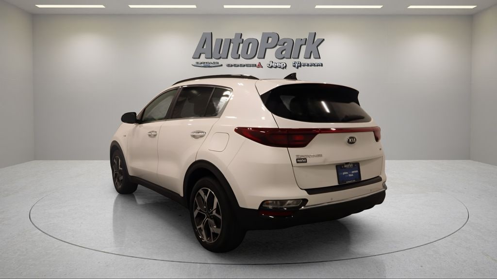 Certified 2022 Kia Sportage EX SUV