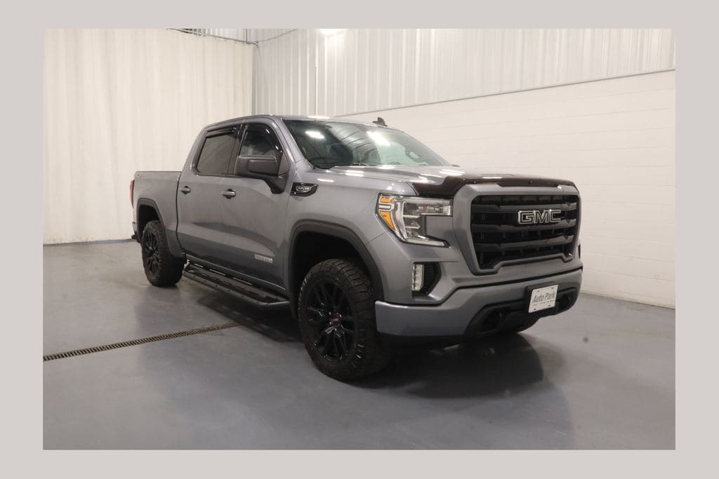 2020 GMC Sierra 4WD Crew Cab Short Box Elevation's photo