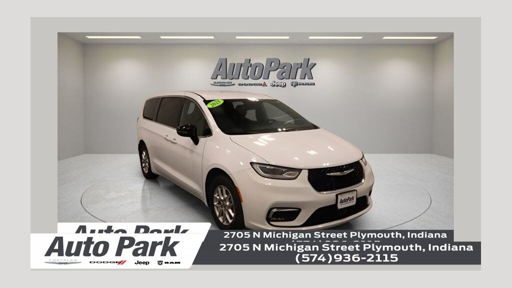 Certified 2025 Chrysler Pacifica Select Van Passenger Van