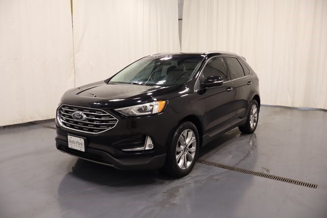 2019 Ford Edge Titanium photo 4