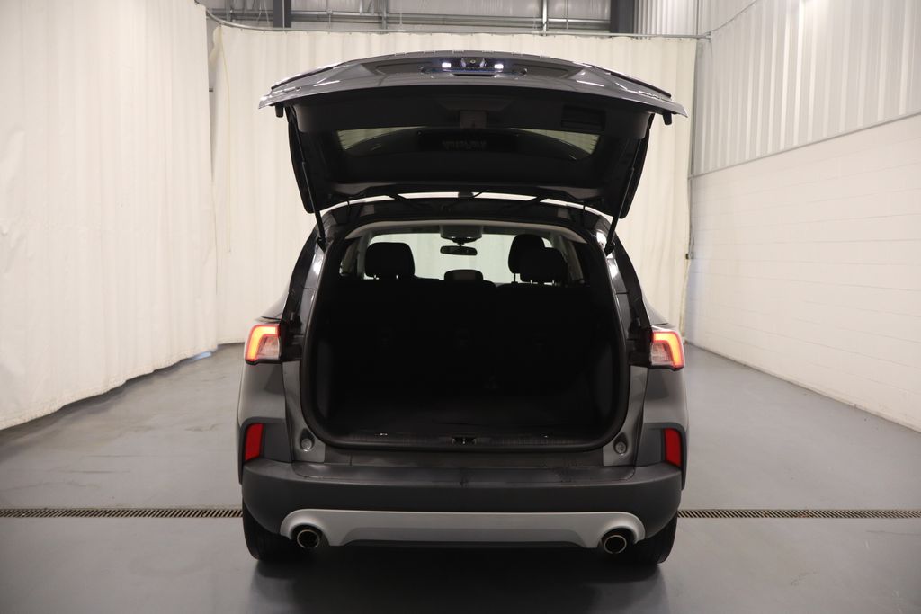 2022 Ford Escape SE - Photo 18