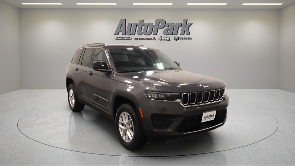2026 Jeep Grand Cherokee Laredo Sport Utility