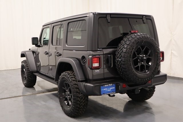 2025 Jeep Wrangler Willys photo 4