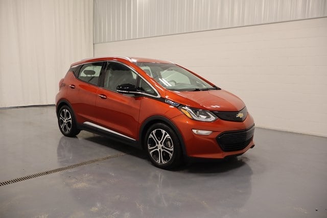 Used 2020 Chevrolet Bolt EV Premier with VIN 1G1FZ6S09L4141204 for sale in Plymouth, IN