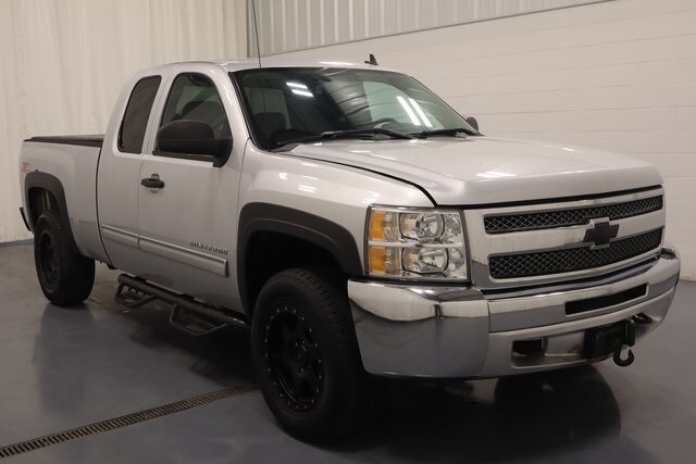 2013 Chevrolet Silverado 1500 LT photo 2