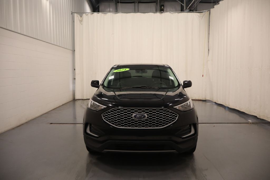 Certified 2024 Ford Edge SUV