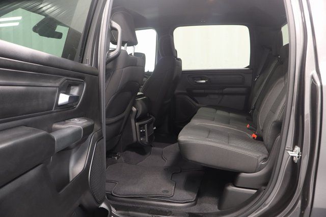2025 RAM 1500 Tradesman - Photo 12