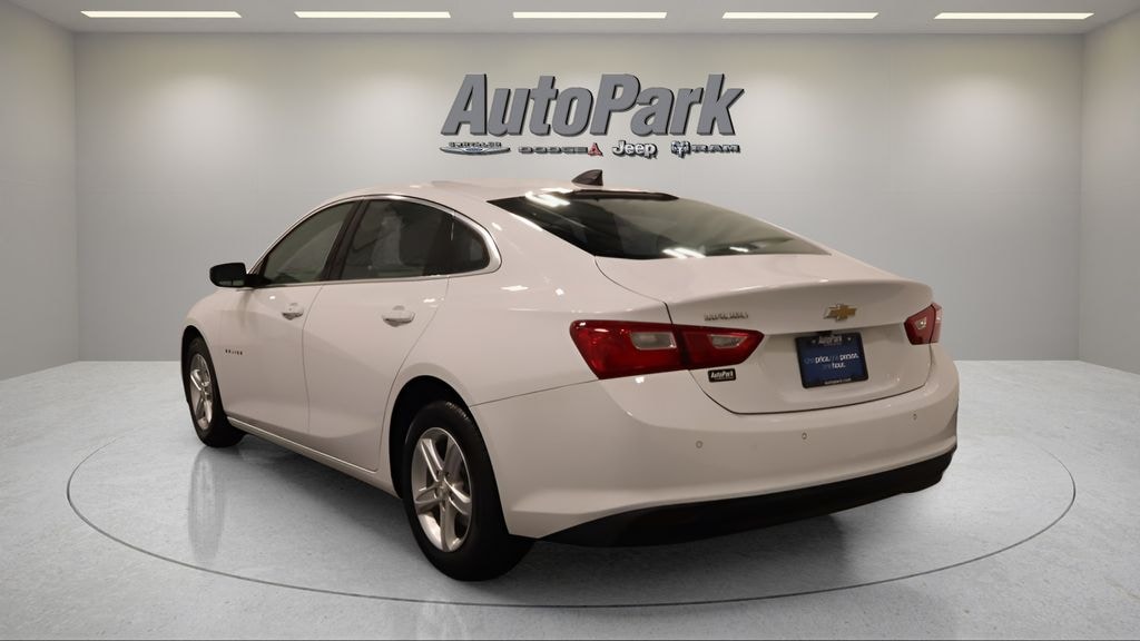 Used 2024 Chevrolet Malibu LS w/1FL Sedan
