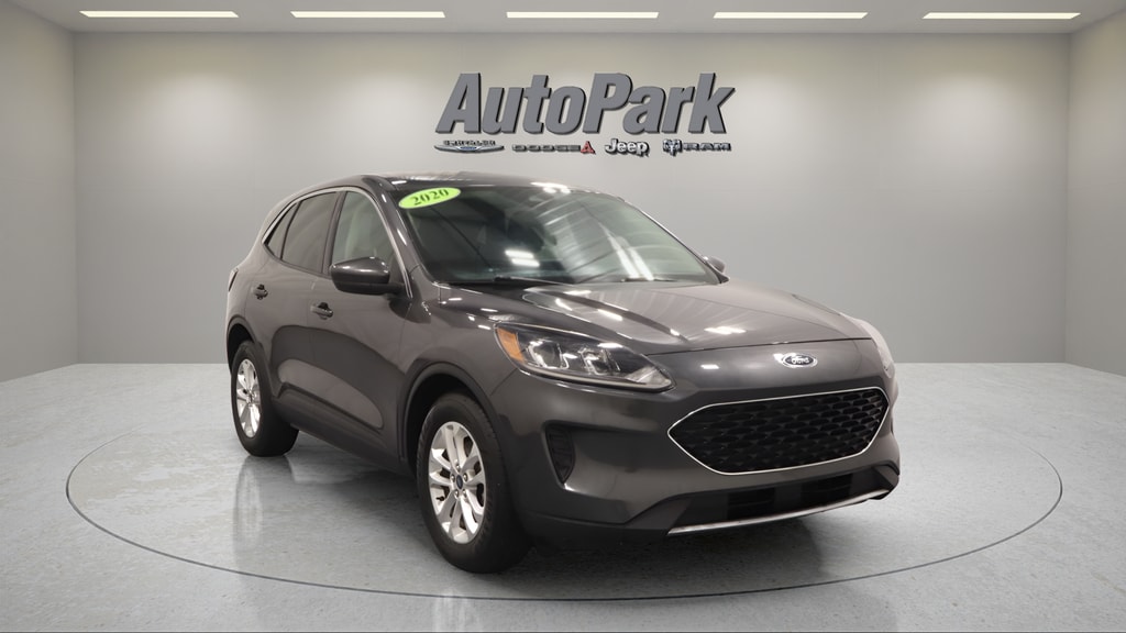 Certified 2020 Ford Escape SE with VIN 1FMCU0G67LUC15105 for sale in Plymouth, IN