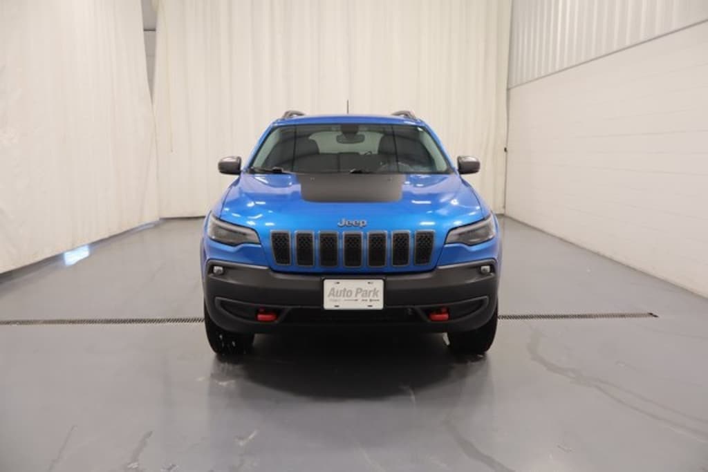 Used 2020 Jeep Cherokee Trailhawk SUV