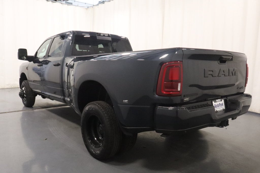 New 2027 Ram 3500 Big Horn Pickup