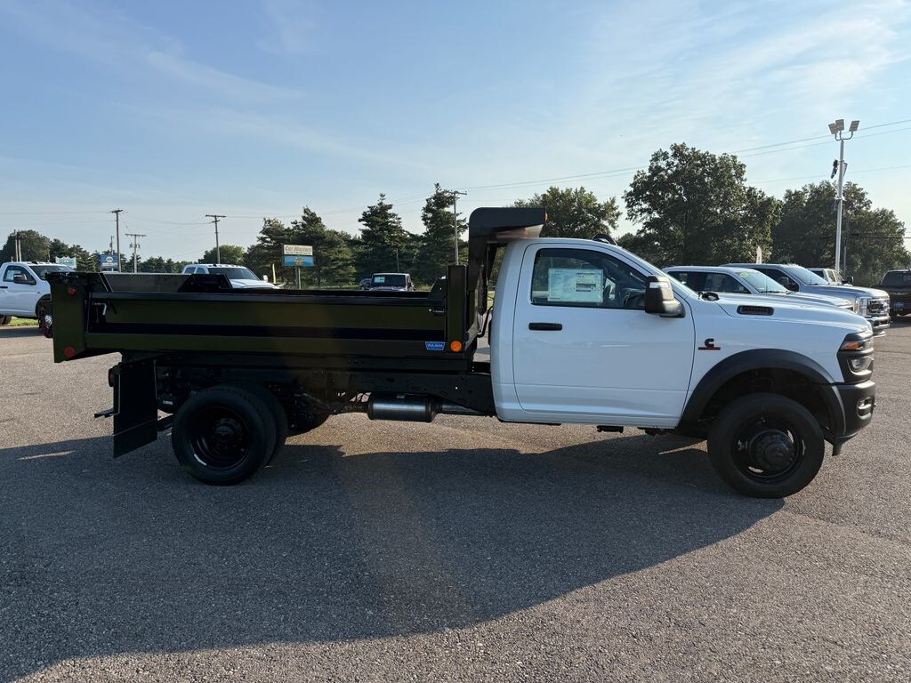 New 2026 Ram 5500 Tradesman/Big Horn Pickup