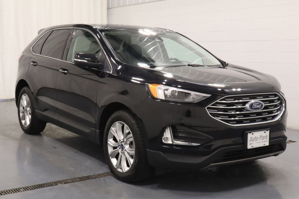 Certified 2022 Ford Edge Titanium SUV
