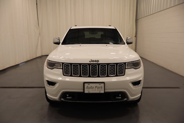 2020 Jeep Grand Cherokee Overland photo 2