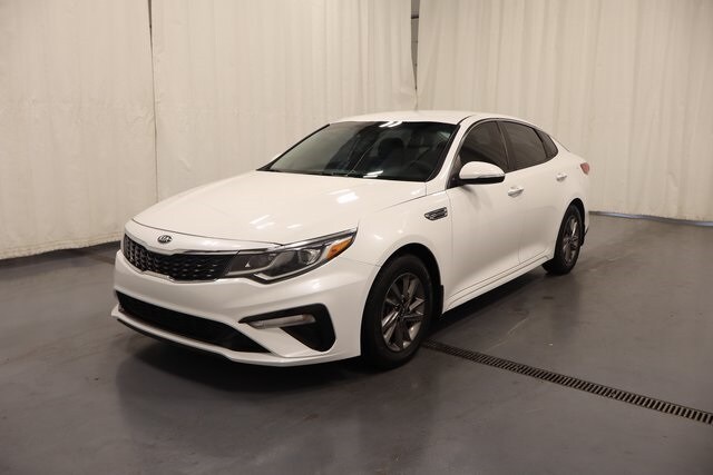 2020 Kia Optima LX photo 4