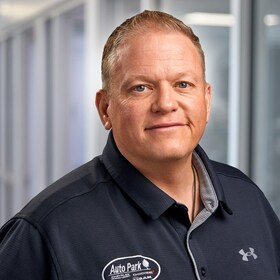 Staff member Dan Blodgett from ID_9e2cb6926803