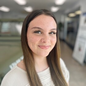 Staff member Isabella Bellanca from ID_d9d040b38cfa