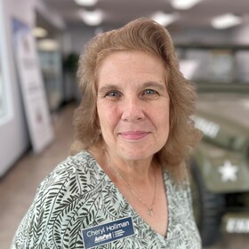 Staff member Cheryl Hollman from ID_d9d040b38cfa