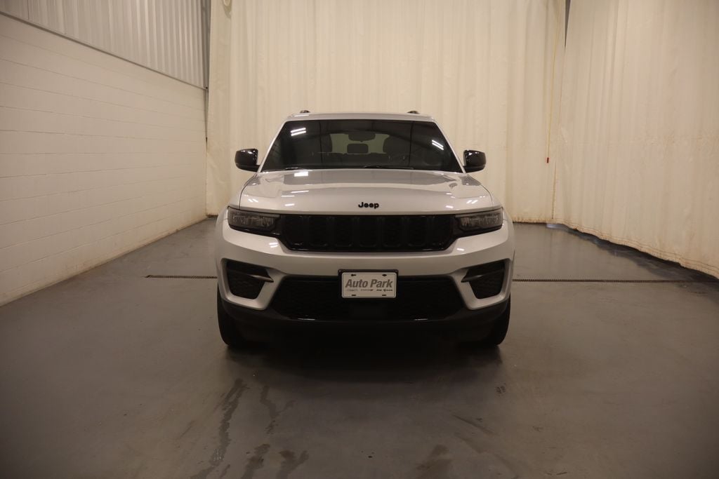 Certified 2023 Jeep Grand Cherokee Laredo SUV