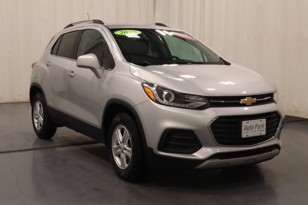 Certified 2020 Chevrolet Trax LT with VIN KL7CJPSB9LB003891 for sale in Plymouth, IN