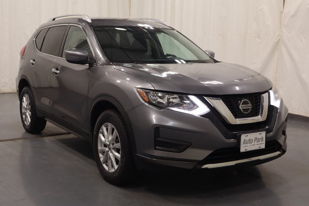 Certified 2018 Nissan Rogue SV with VIN JN8AT2MV6JW327972 for sale in Plymouth, IN