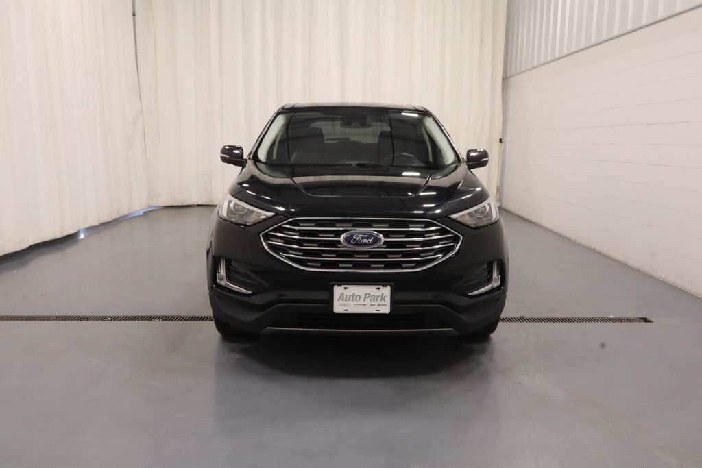 Certified 2022 Ford Edge Titanium SUV