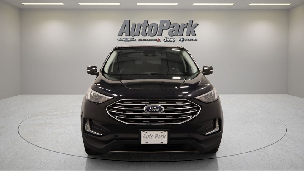 Certified 2022 Ford Edge Titanium SUV