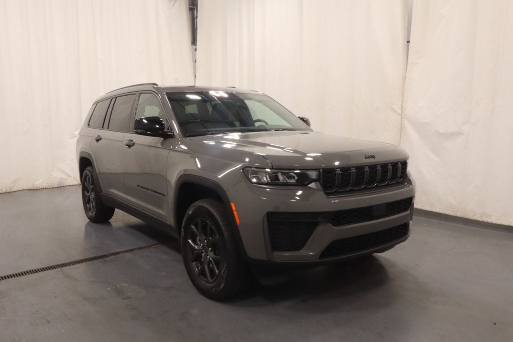 New 2027 Jeep Grand Cherokee L Laredo Sport Utility