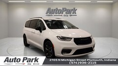 2026 Chrysler Pacifica Select Passenger Van