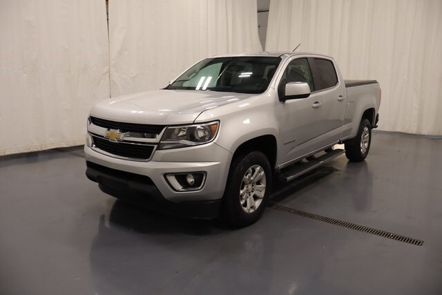 2018 Chevrolet Colorado LT photo 3