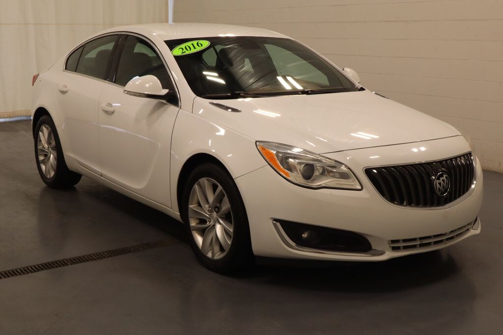 Used 2016 Buick Regal Turbo Sedan