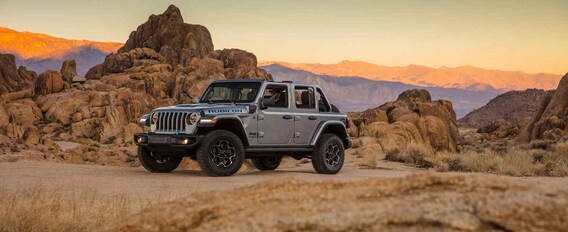 2022 Jeep Wrangler vs. 2022 Toyota Tacoma | Auto Park Chrysler Dodge Jeep Ram 2022 Jeep Wrangler vs. 2022 Toyota Tacoma | Auto Park Chrysler Dodge Jeep Ram
