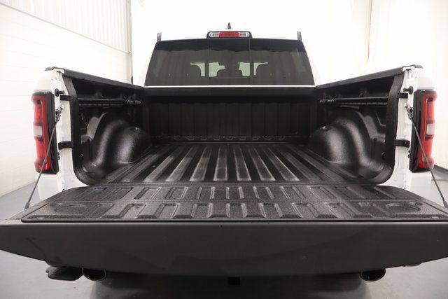 2025 RAM 1500 Tradesman - Photo 17