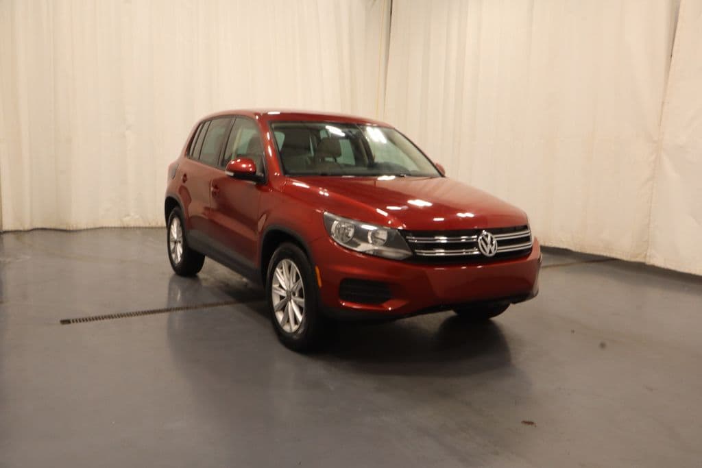 Used 2014 Volkswagen Tiguan SE SUV